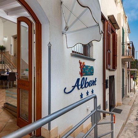 Albert Rooms & Breakfast 산비토로카포 외부 사진
